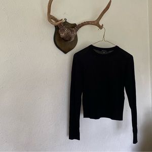 Judith & Charles cropped sweater.